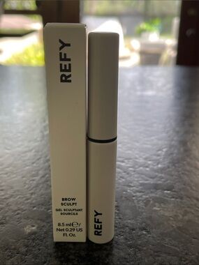 REFY Brow Sculpt Gel in Clear sculpt, shape and hold brows celebrity favorite